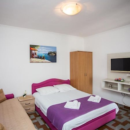 Apartments Jelena Ulcinj Ngoại thất bức ảnh