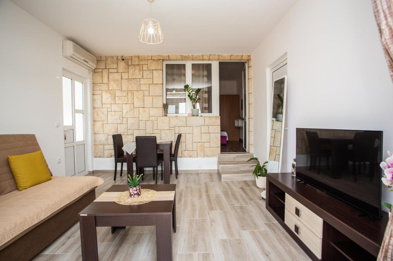 Apartments Jelena Ulcinj Ngoại thất bức ảnh